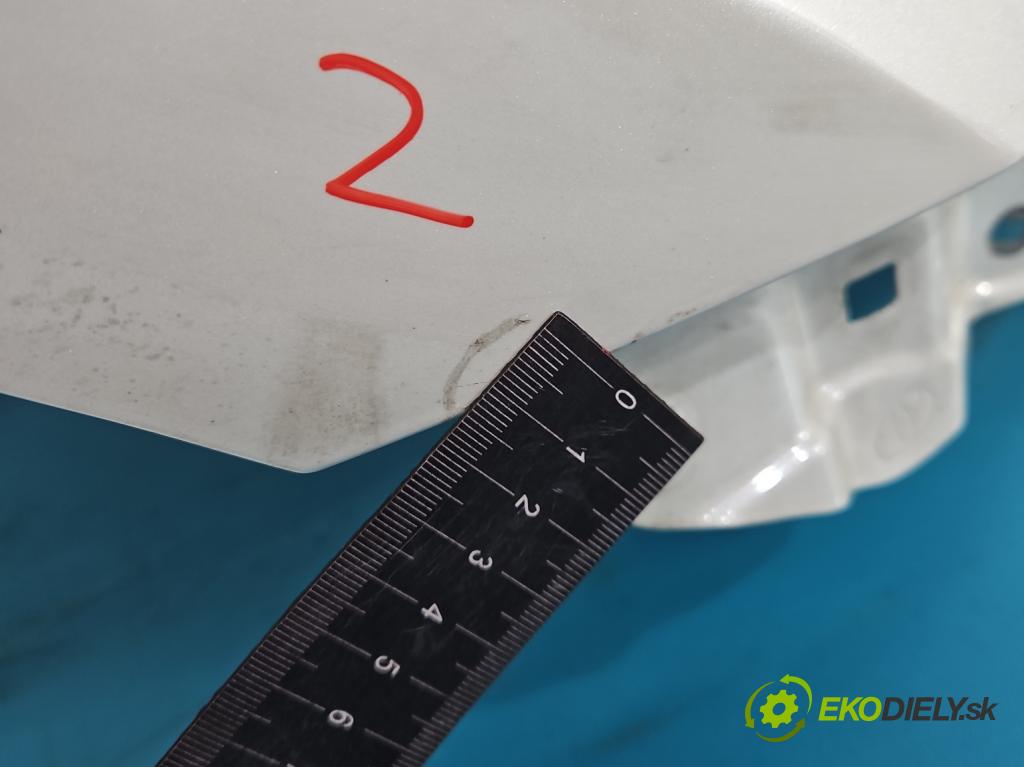 Toyota Auris II 2012-2018 1.8 16V 99 hp automatic 73 kW 1798 cm3 5- blatnik přední pravý  (Klika dveří ostatní)