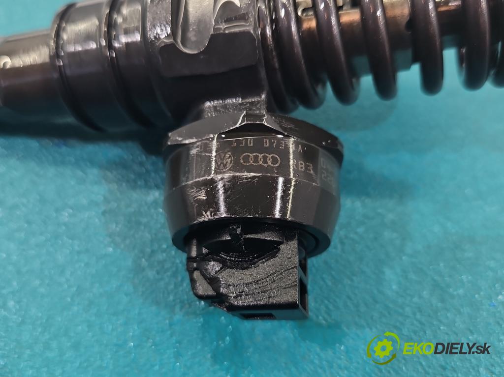 Vw Passat B5 1995-2005 1.9 tdi 131 HP manual 96 kW 1896 cm3 5- vstrekovacie čerpadlo 0414720216 (Vstrekovač paliva)