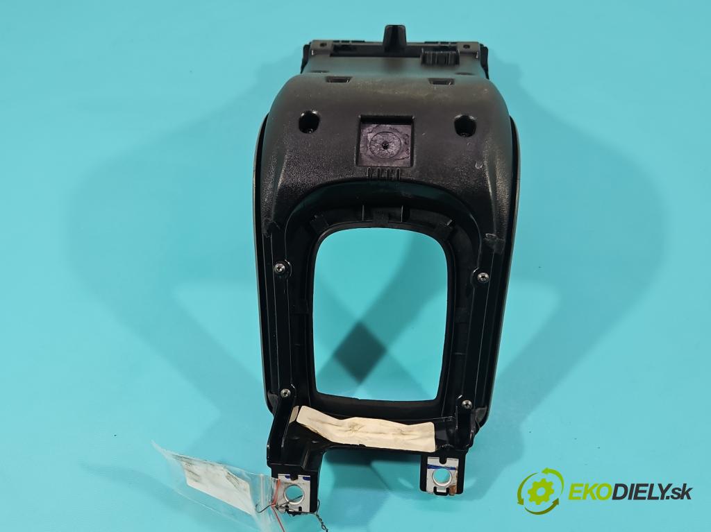 Volvo C30 1.6 hdi 109 HP manual 80 kW 1560 cm3 3- panel kúrenia 30739671