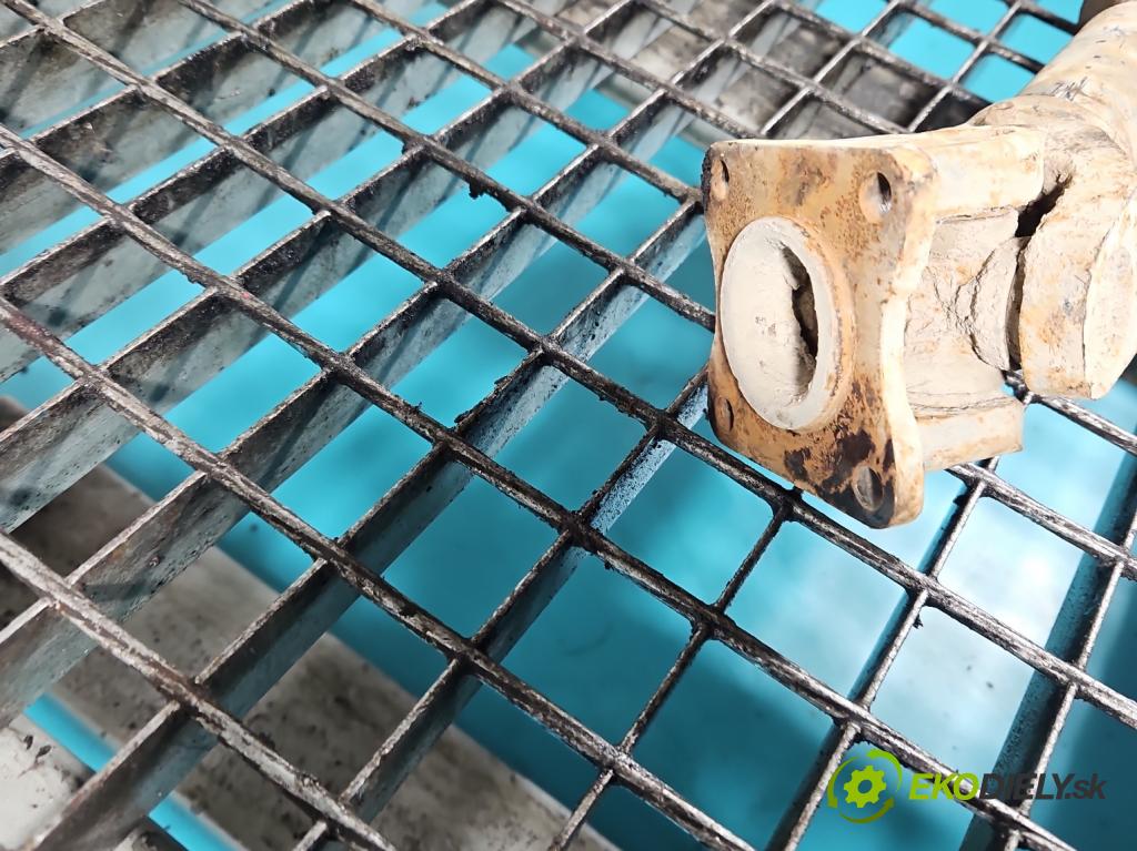 Suzuki Samurai 1.3 16V 64 HP manual 47 kW 1315 cm3 3- Hřídel: zadné  (Kardaňový hriadeľ)