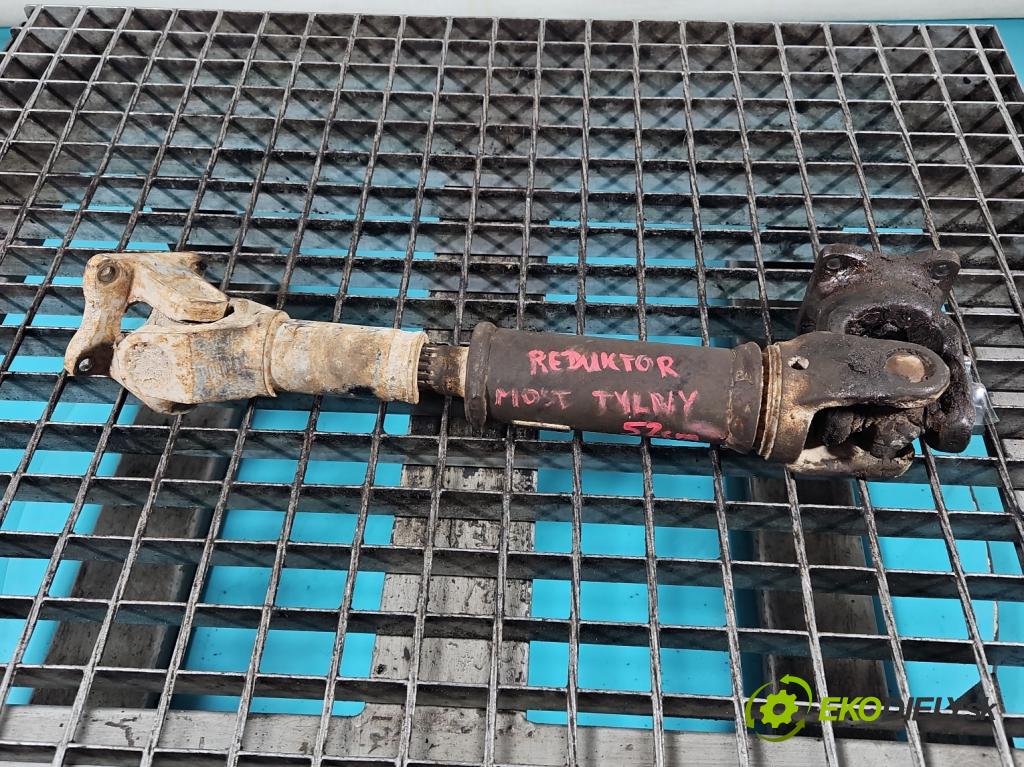 Suzuki Samurai 1.3 16V 64 hp manual 47 kW 1315 cm3 3- hřídel hnací zadní  (Kardanový hřídel)