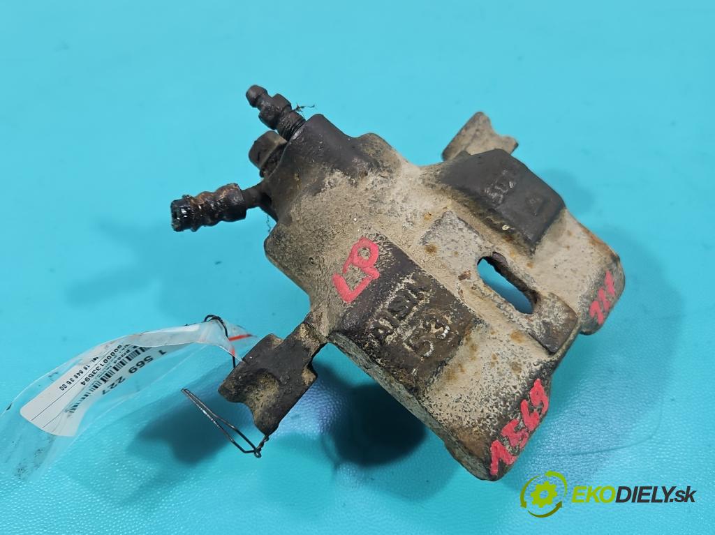 Suzuki Samurai 1.3 16V 64 HP manual 47 kW 1315 cm3 3- brzdič predné ľavý  (Kľučka dverí ostatné)