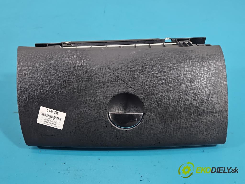 Mini One I 2000-2006 1.6 16V 90 HP manual 66 kW 1598 cm3 3- kastlík 7056607