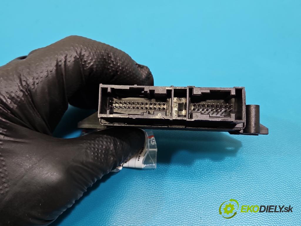 Nissan X-trail III T32 2013-2021 1.6 dci 131 HP automatic 96 kW 1598 cm3 5- riadiaca jednotka parkovaní: 285384CC0A