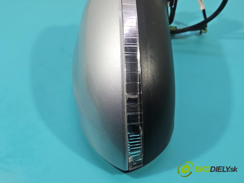 Vw Passat B8 2014 - 2.0 tdi 150 HP automatic 110 kW 1968 cm3 5- zrkadlo pravé  (Kľučka dverí ostatné)