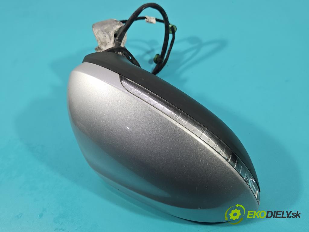 Vw Passat B8 2014 - 2.0 tdi 150 HP automatic 110 kW 1968 cm3 5- zrkadlo pravé  (Kľučka dverí ostatné)