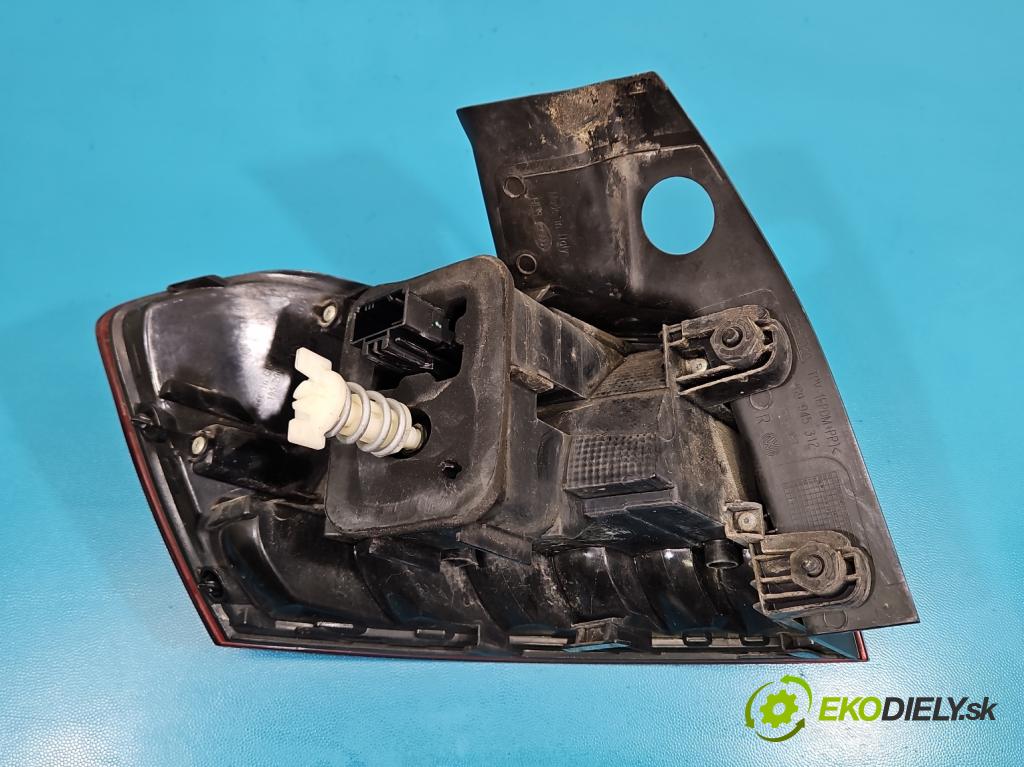 Vw Passat B8 2014 - 2.0 tdi 150 HP automatic 110 kW 1968 cm3 5- svetlo / reflektor zadné pravé 3G9945312 (Kľučka dverí ostatné)