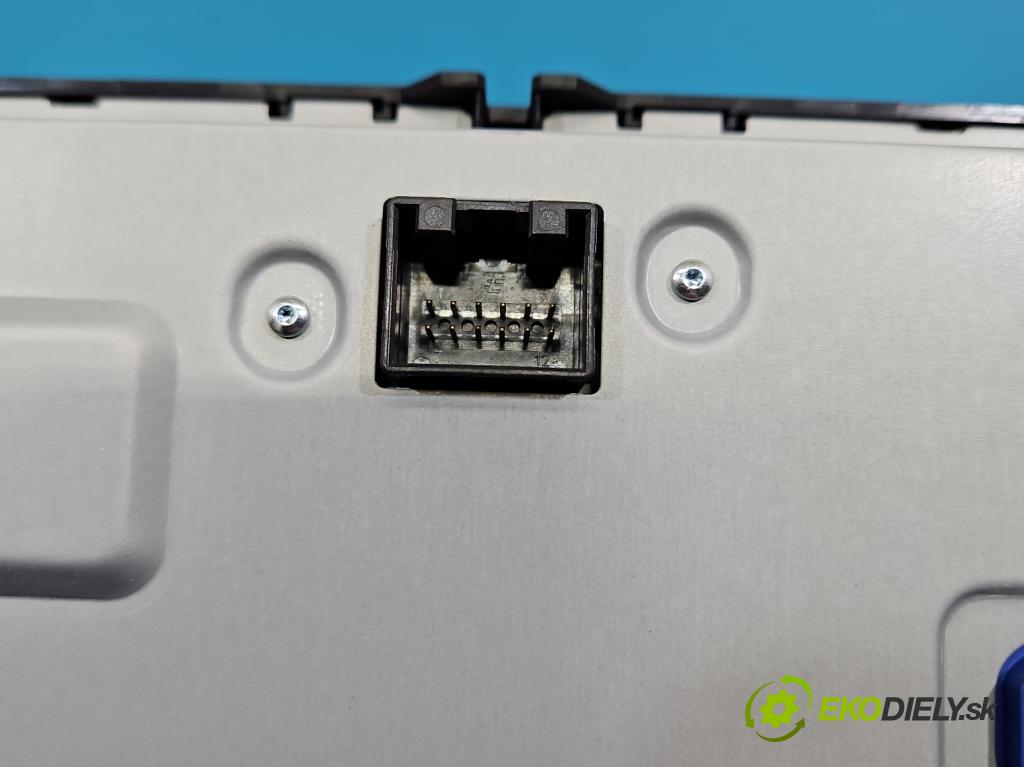 Vw Passat B8 2014 - 2.0 tdi 150 HP automatic 110 kW 1968 cm3 5- Radio originál 3G0919605D