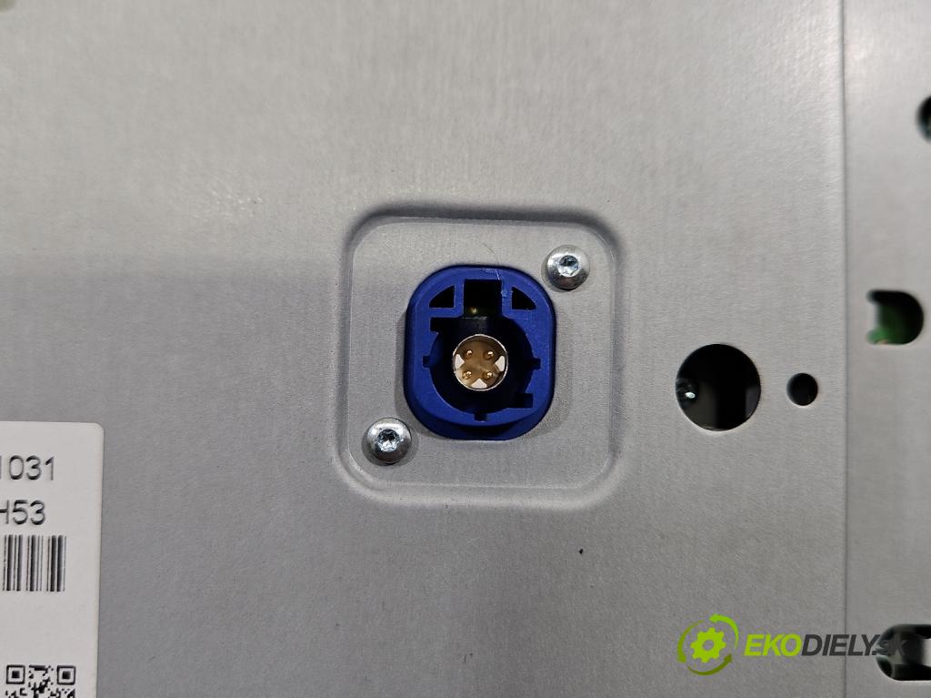 Vw Passat B8 2014 - 2.0 tdi 150 HP automatic 110 kW 1968 cm3 5- Radio originál 3G0919605D