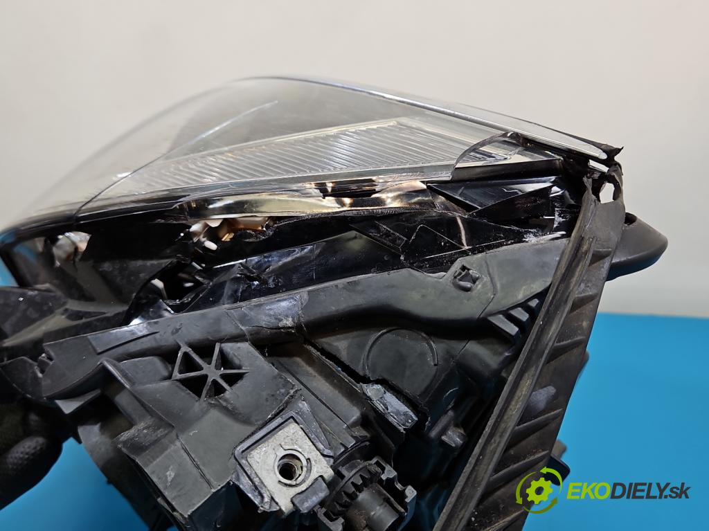Vw Passat B8 2014 - 2.0 tdi 150 HP automatic 110 kW 1968 cm3 5- Reflektor: ľavý 3G1941113A (Kľučka dverí ostatné)
