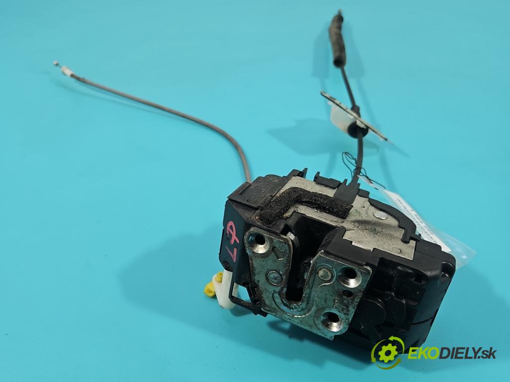 Nissan Qashqai I J10 2006-2013 2.0 dci 150 hp manual 110 kW 1995 cm3 5- zámek přední levý 