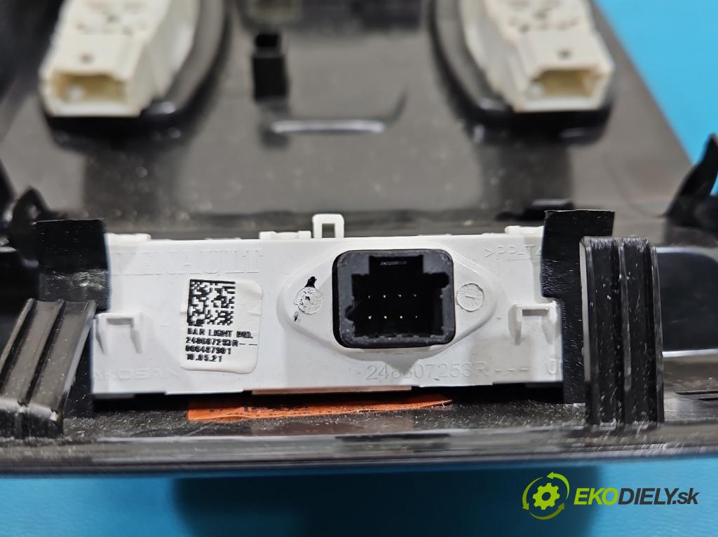 Renault Clio V 2019- 1.0 91 KM automatic 67 kW 999 cm3 5- svetlo / reflektor interiéra 969803518R