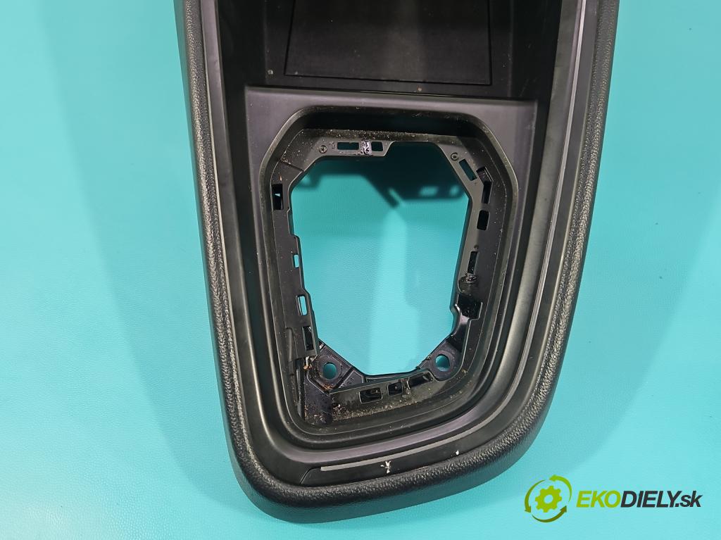 Renault Clio V 2019- 1.0 91 KM automatic 67 kW 999 cm3 5- kryt plast