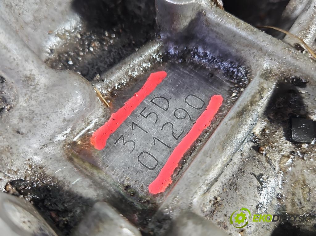 Toyota Auris II 2012-2018 1.8 16V 99 HP automatic 73 kW 1798 cm3 5- prevodovka stupeň,rýchlosť automat P9061315