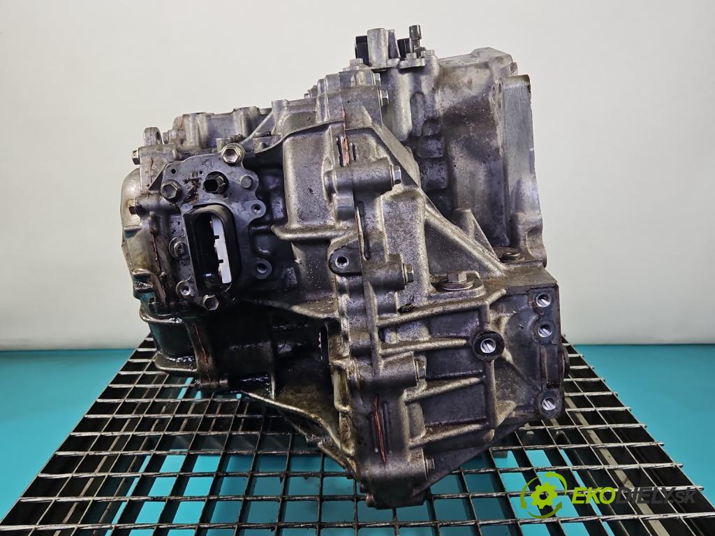 Toyota Auris II 2012-2018 1.8 16V 99 HP automatic 73 kW 1798 cm3 5- prevodovka stupeň,rýchlosť automat P9061315