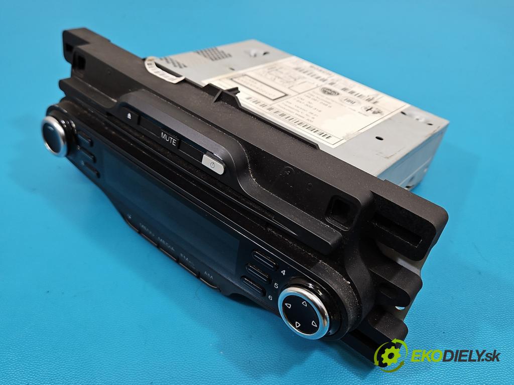 Alfa romeo Giulietta 1.6 jtd 105 HP manual 77 kW 1598 cm3 5- Radio originál 1560912490