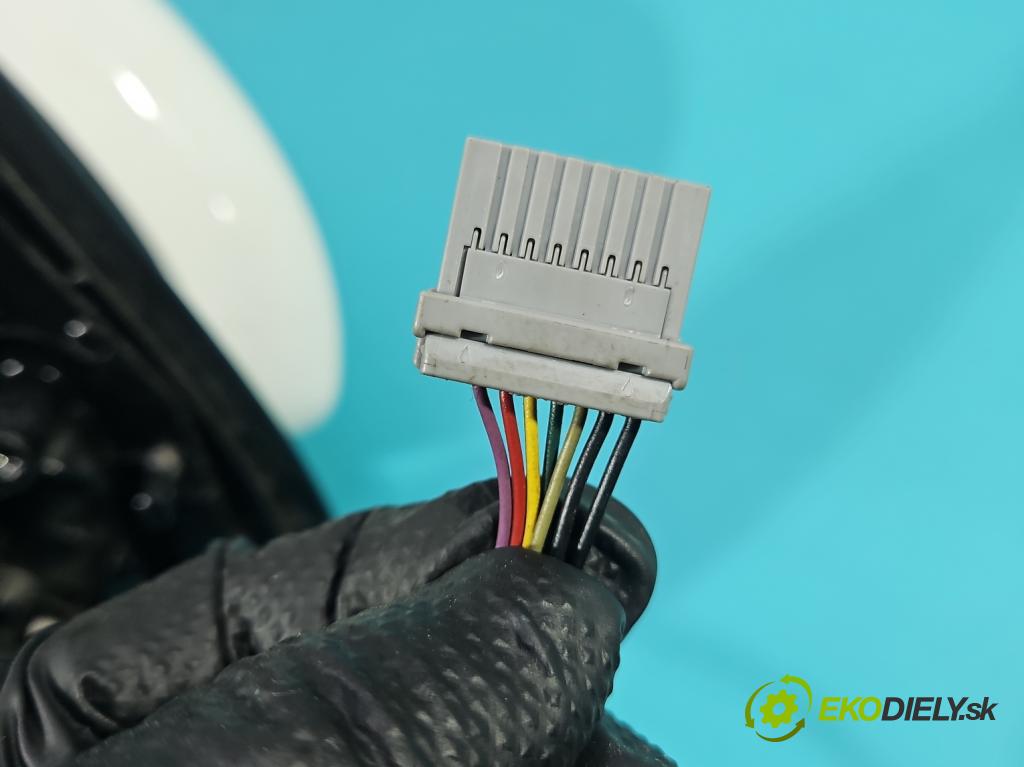 Nissan Qashqai I J10 2006-2013 2.0 dci 150 HP manual 110 kW 1995 cm3 5- zrkadlo ľavé  (Kľučka dverí ostatné)