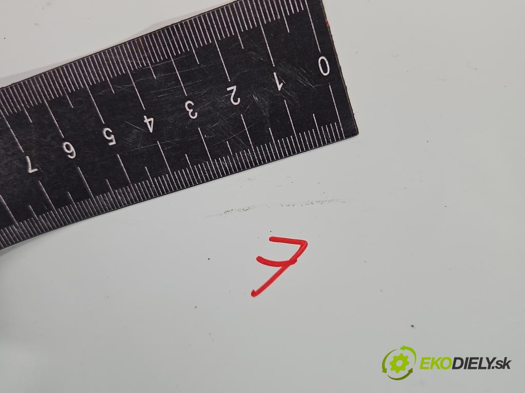 Nissan Qashqai I J10 2006-2013 2.0 dci 150 HP manual 110 kW 1995 cm3 5- dvere predné pravé  (Kľučka dverí ostatné)