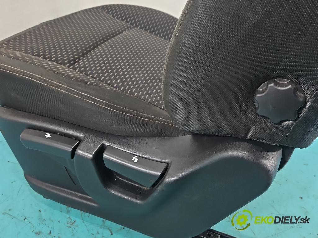 Nissan Qashqai I J10 2006-2013 2.0 dci 150 HP manual 110 kW 1995 cm3 5- Sedačka ľavý  (Sedadlo)