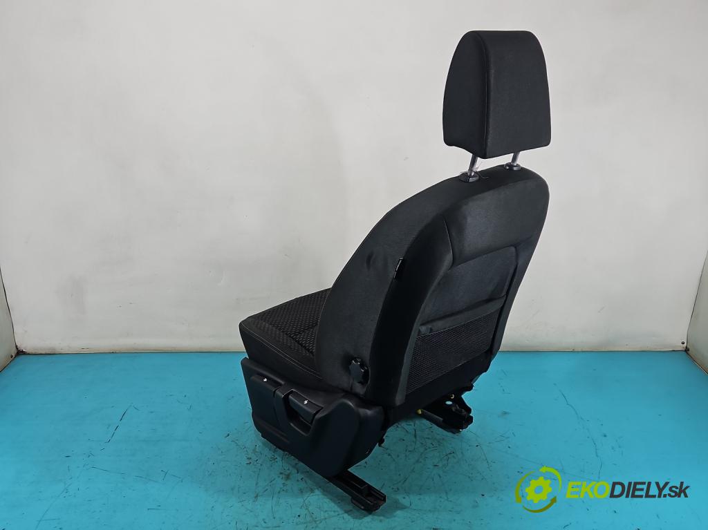 Nissan Qashqai I J10 2006-2013 2.0 dci 150 HP manual 110 kW 1995 cm3 5- Sedačka ľavý  (Sedadlo)