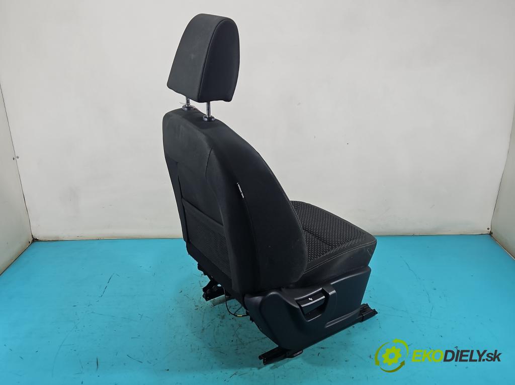 Nissan Qashqai I J10 2006-2013 2.0 dci 150 HP manual 110 kW 1995 cm3 5- Sedačka pravý (Sedadlo)