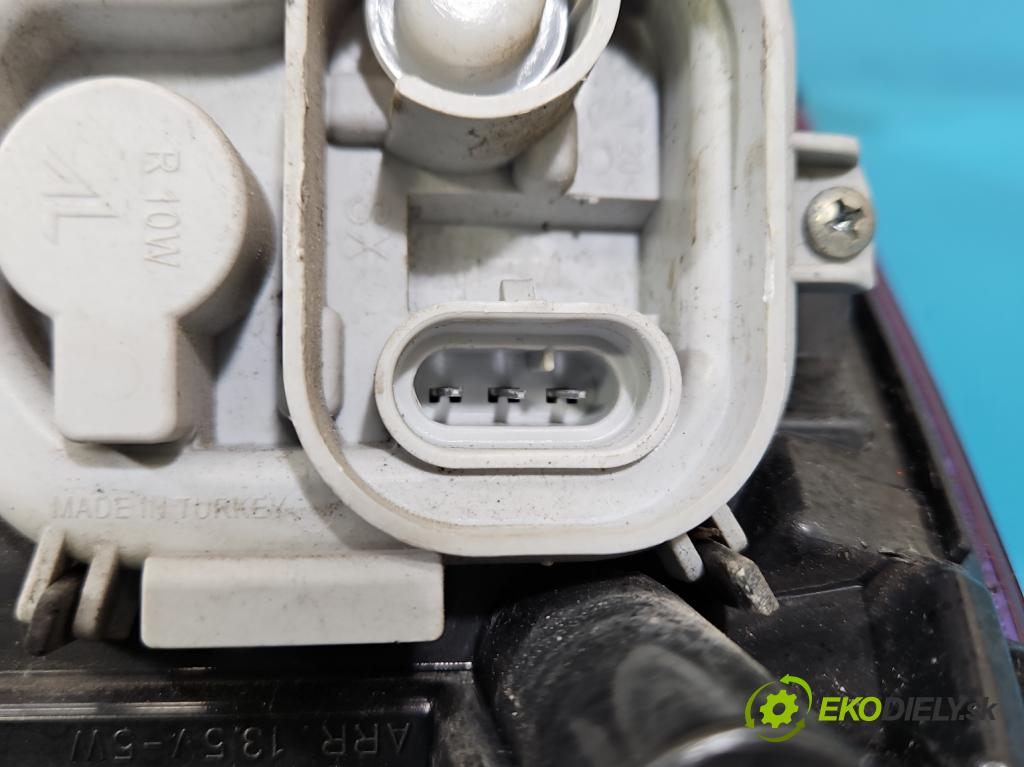 Alfa romeo Giulietta 1.6 jtd 105 hp manual 77 kW 1598 cm3 5- světlo zadní levé 50513613 (Klika dveří ostatní)