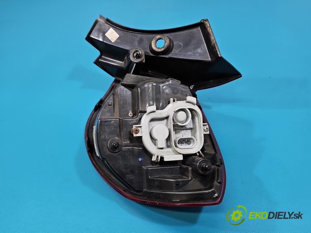 Alfa romeo Giulietta 1.6 jtd 105 hp manual 77 kW 1598 cm3 5- světlo zadní levé 50513613 (Klika dveří ostatní)