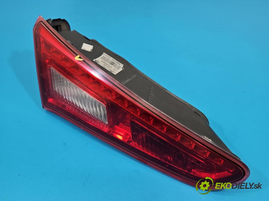 Alfa romeo Giulietta 1.6 jtd 105 hp manual 77 kW 1598 cm3 5- světlo zadní levé 50513401 (Klika dveří ostatní)