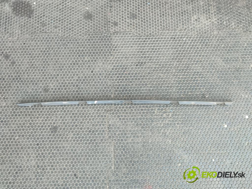 Volvo V70 III 2007-2016 2.0 16V 145 HP manual 107 kW 1999 cm3 5- lišta Okna: čelné: pravé 31214493