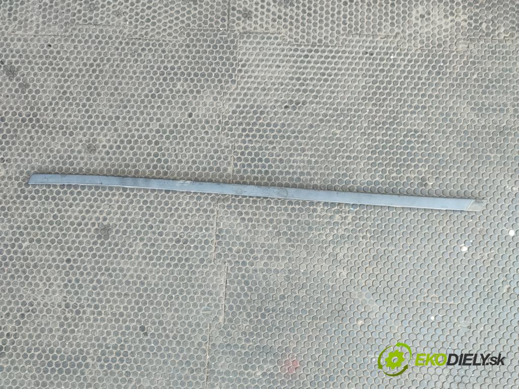 Volvo V70 III 2007-2016 2.0 16V 145 HP manual 107 kW 1999 cm3 5- lišta Okna: čelné: pravé 31214493