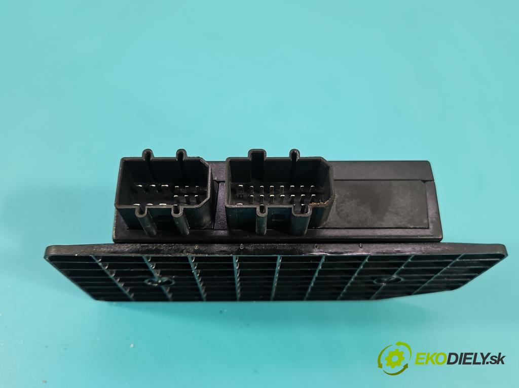 Vw Passat B5 1995-2005 1.9 tdi 131 HP manual 96 kW 1896 cm3 4- riadiaca jednotka komfortu 1C0959799B
