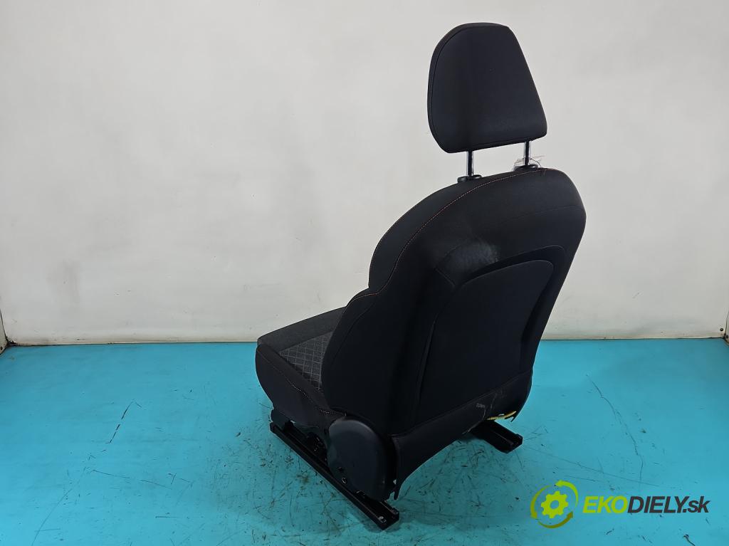 MG MG3  24- 1.5 16V 102 HP automatic 75 kW 1498 cm3 5- Sedačka pravý  (Sedadlo)