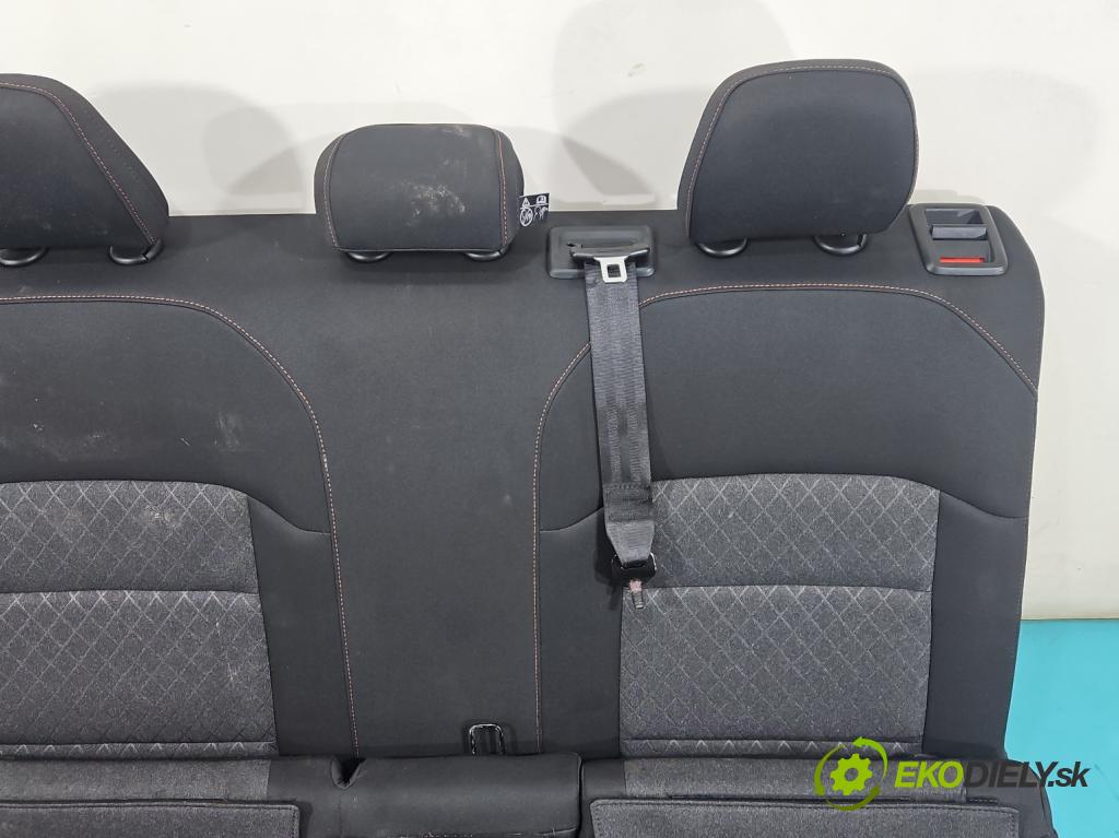 MG MG3  24- 1.5 16V 102 HP automatic 75 kW 1498 cm3 5- Pohovka: zadné  (Sedadlo)