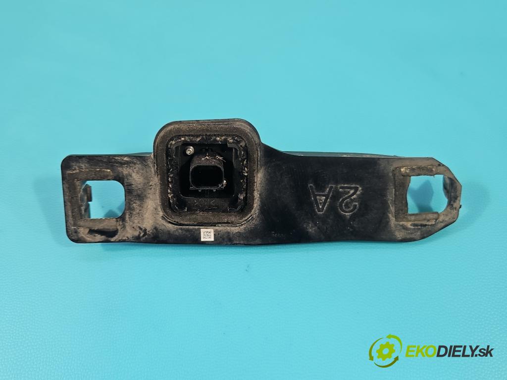 Toyota Verso 2009-2018 1.8 16V 147 HP manual 108 kW 1798 cm3 5- Kamera cúvania 86790-0F020