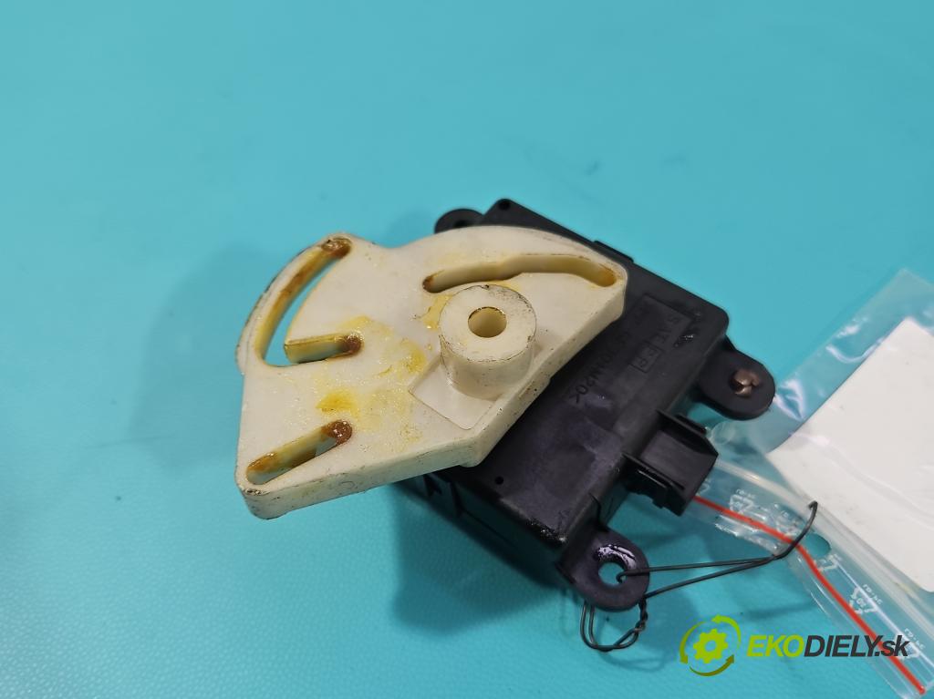 Nissan Qashqai I J10 2006-2013 2.0 dci 150 HP manual 110 kW 1995 cm3 5- motor: kúrenia 3K01030840