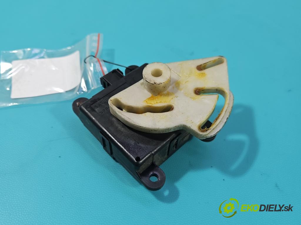 Nissan Qashqai I J10 2006-2013 2.0 dci 150 HP manual 110 kW 1995 cm3 5- motor: kúrenia 3K01030840