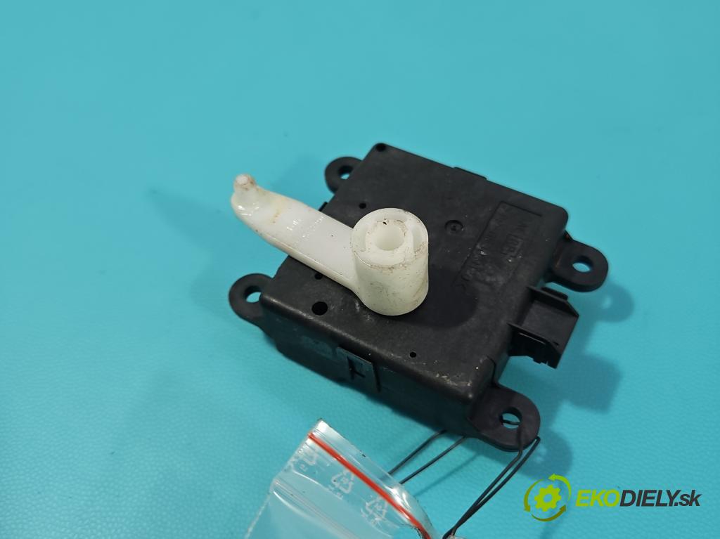 Nissan Qashqai I J10 2006-2013 2.0 dci 150 HP manual 110 kW 1995 cm3 5- motor: kúrenia A24842A7722001