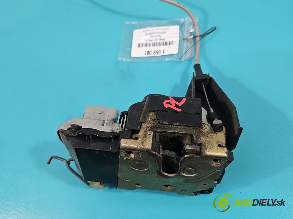 Peugeot 307 1.6 16V 109 hp manual 80 kW 1587 cm3 5- zámek přední levý 9645686680