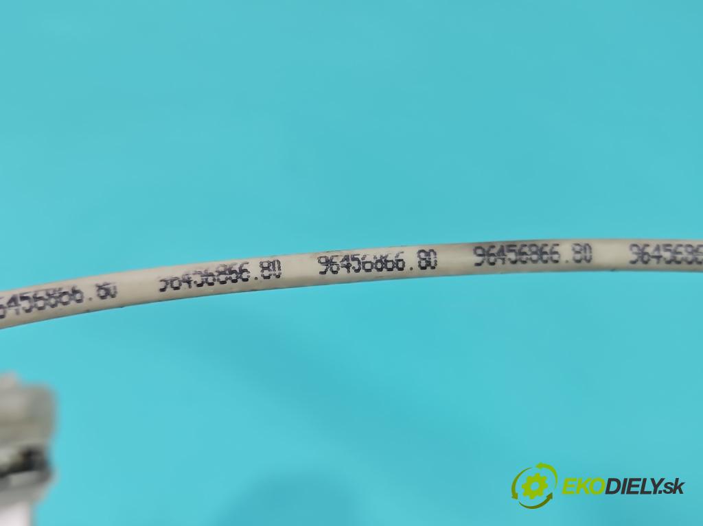 Peugeot 307 1.6 16V 109 hp manual 80 kW 1587 cm3 5- zámek přední levý 9645686680