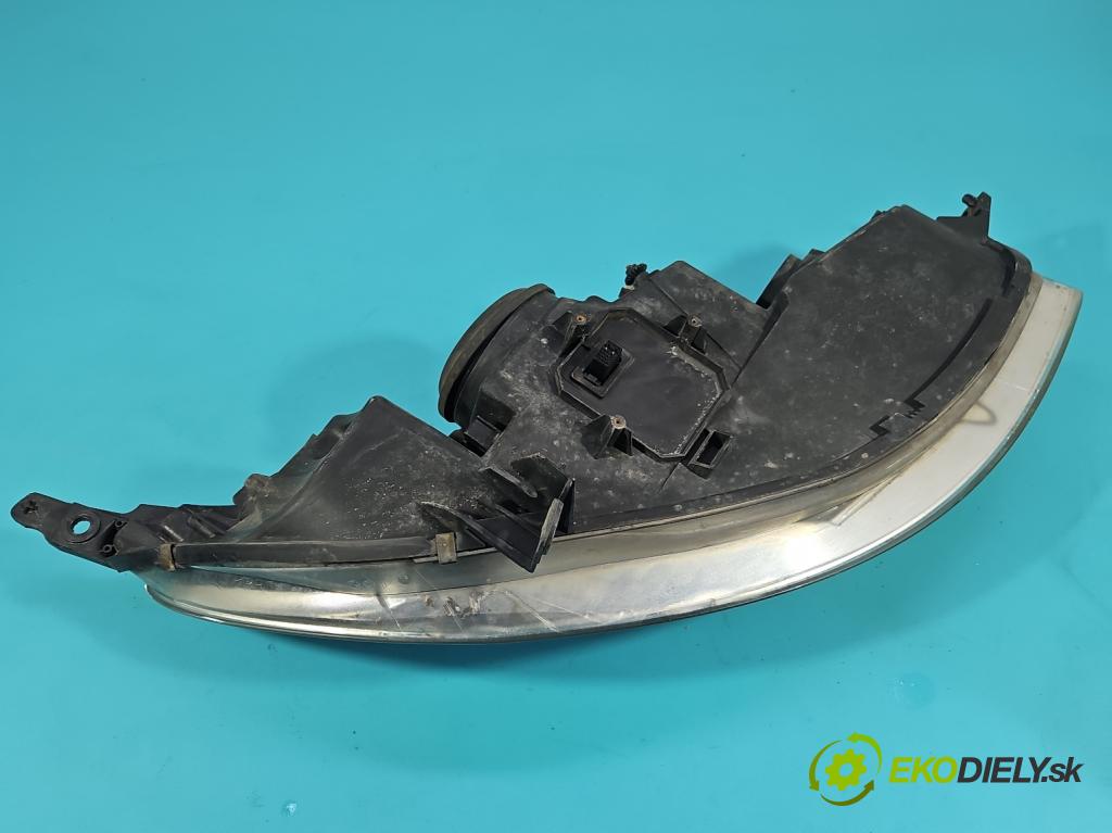 Peugeot 407 2.0 16V 136 HP manual 100 kW 1997 cm3 4- Reflektor: ľavý 9641944280 (Kľučka dverí ostatné)