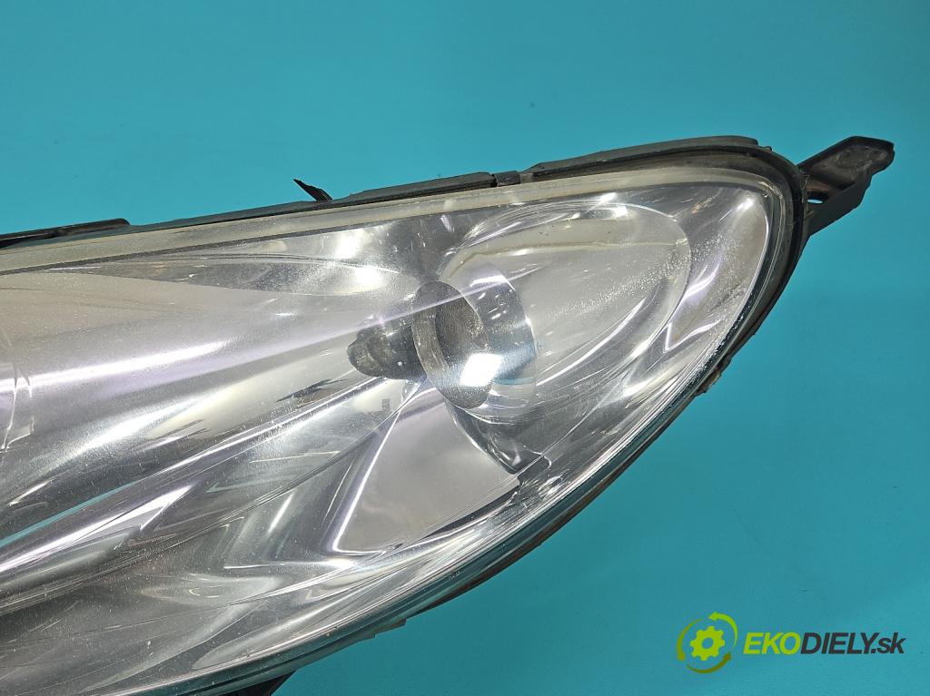 Peugeot 407 2.0 16V 136 HP manual 100 kW 1997 cm3 4- Reflektor: ľavý 9641944280 (Kľučka dverí ostatné)