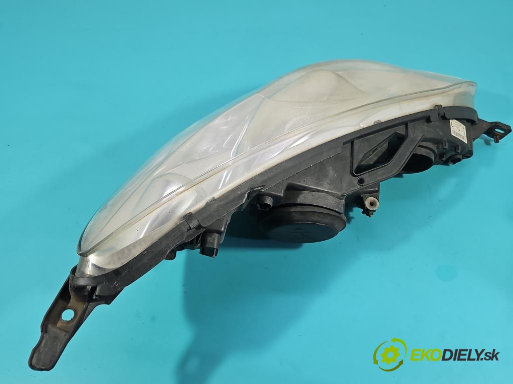 Peugeot 407 2.0 16V 136 HP manual 100 kW 1997 cm3 4- Reflektor: ľavý 9641944280 (Kľučka dverí ostatné)