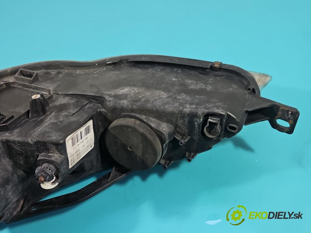 Peugeot 407 2.0 16V 136 HP manual 100 kW 1997 cm3 4- Reflektor: pravý 9641944180 (Svetlo predné pravé)