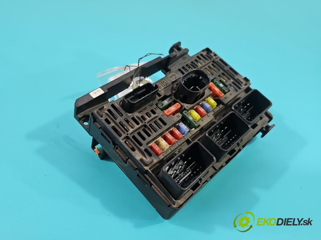 Peugeot 407 2.0 16V 136hp manual 100 kW 1997 cm3 4- řídící jednotka S118983002Q