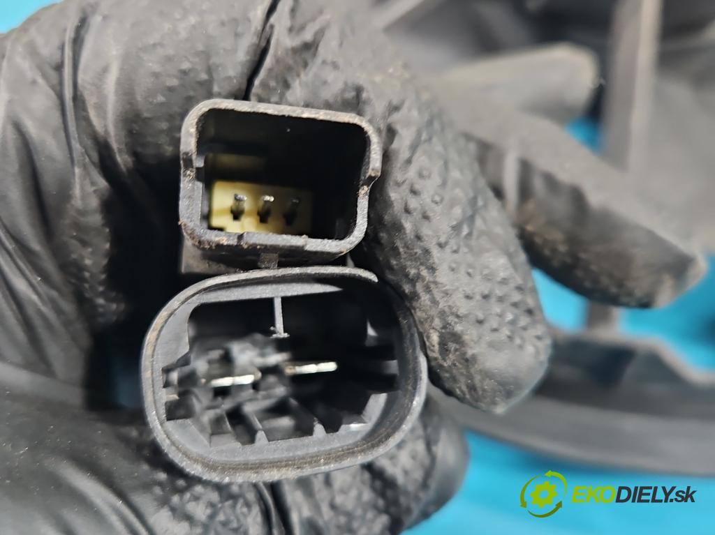 Peugeot 407 2.0 16V 136 HP manual 100 kW 1997 cm3 4- Ventilátor chladiča