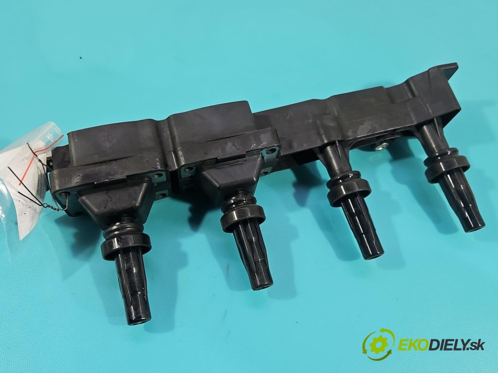 Peugeot 307 1.6 16V 109 HP manual 80 kW 1587 cm3 5- cievka zapaľovacia  (Zapaľovacia cievka)