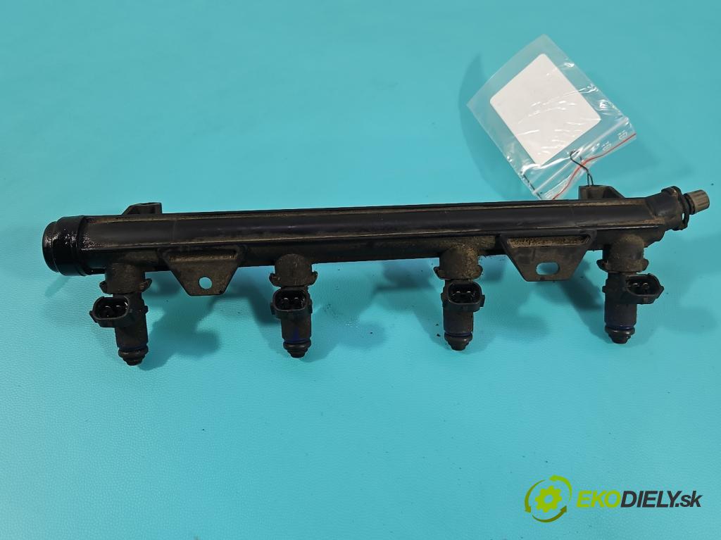 Seat Ibiza III 6L 2002-2008 1.4 16V 75 HP manual 55 kW 1390 cm3 3- vstrek 036906031AB (Vstrekovač paliva)