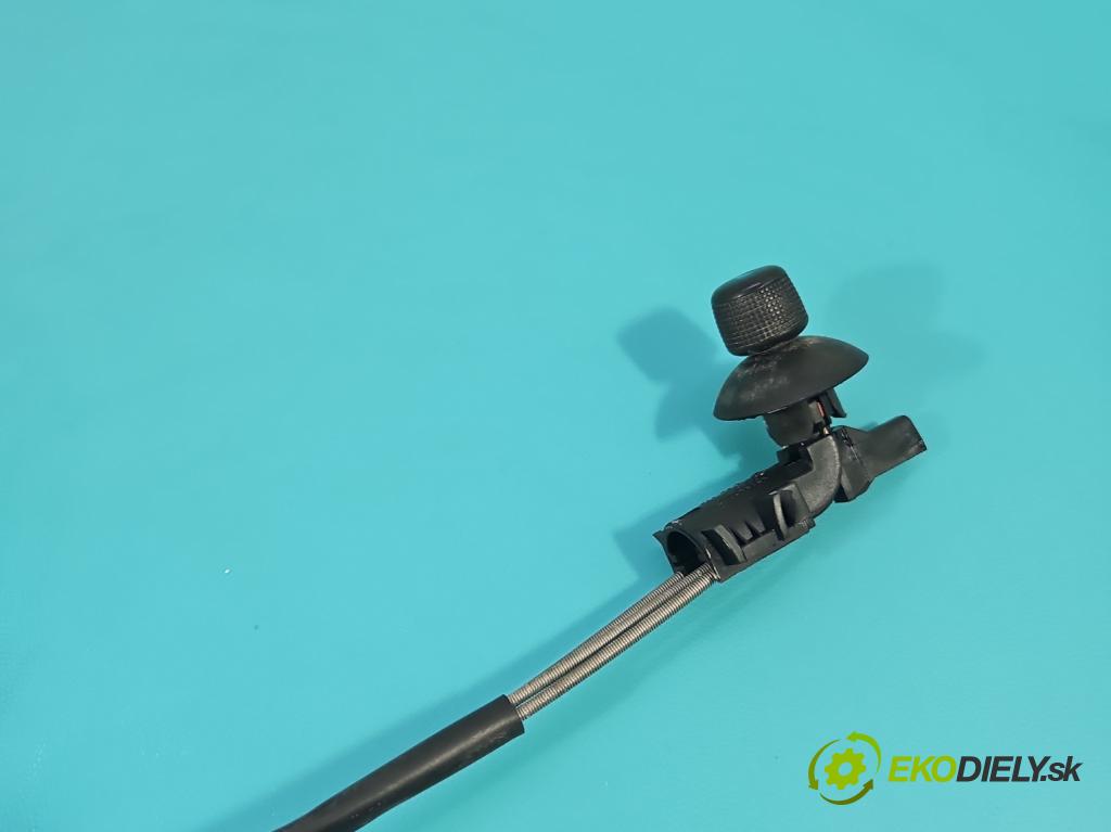 Seat Ibiza III 6L 2002-2008 1.4 16V 75 HP manual 55 kW 1390 cm3 3- zrkadlo ľavé  (Kľučka dverí ostatné)