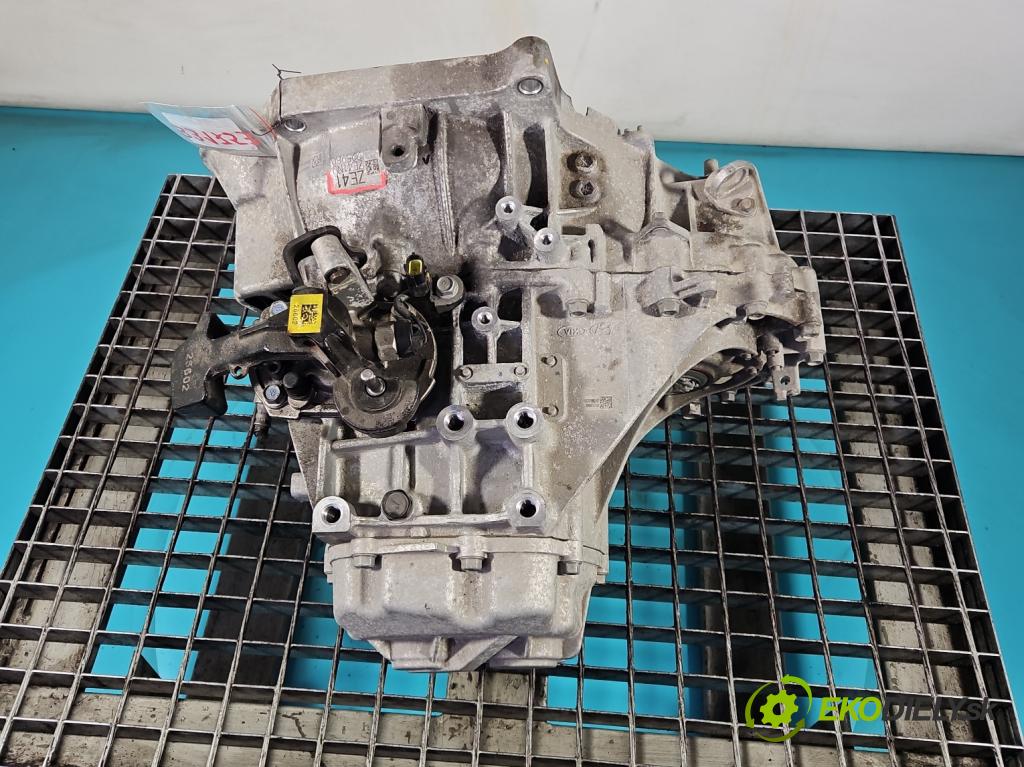 Hyundai Elantra VII 2020- 1.6 16V manual 90.2 kW 1598 cm3 4- prevodovka stupeň,rýchlosť manual ZE41NU