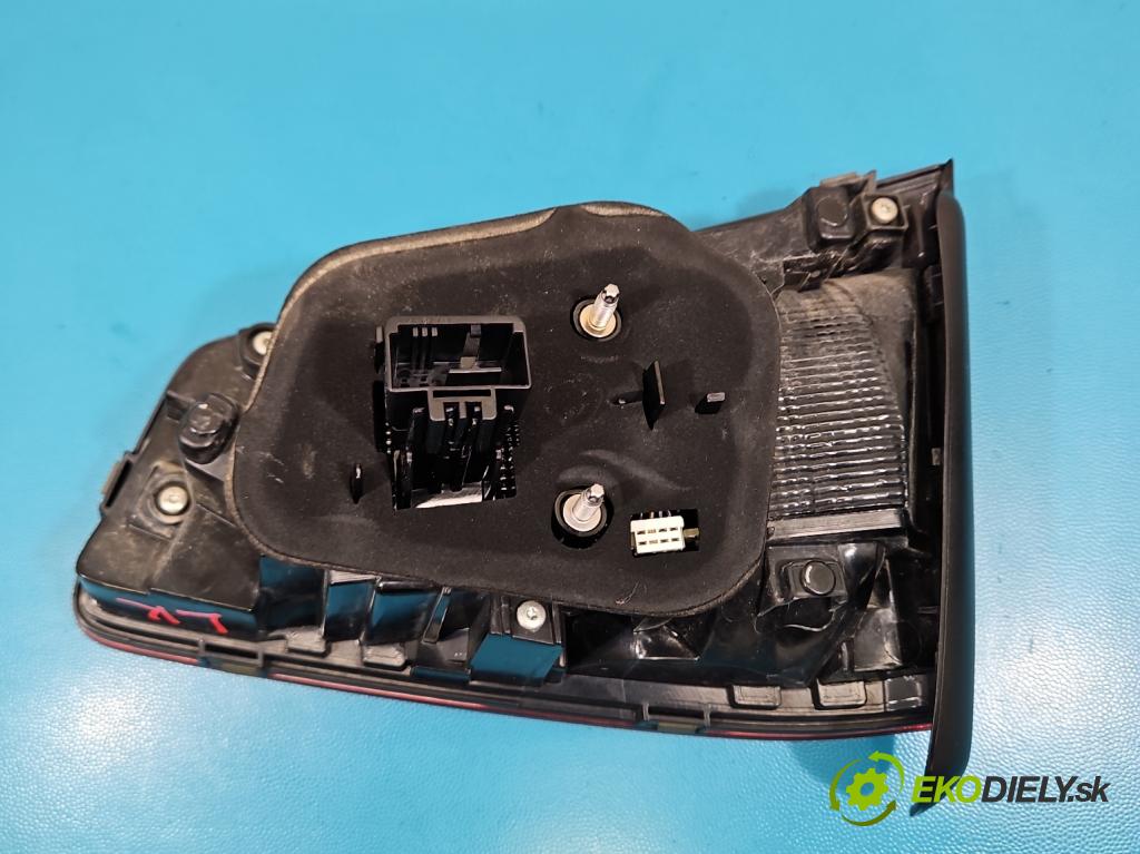 Vw Passat B8 2014 - 2.0 tdi 150 HP automatic 110 kW 1968 cm3 5- svetlo / reflektor zadné ľavé  (Kľučka dverí ostatné)